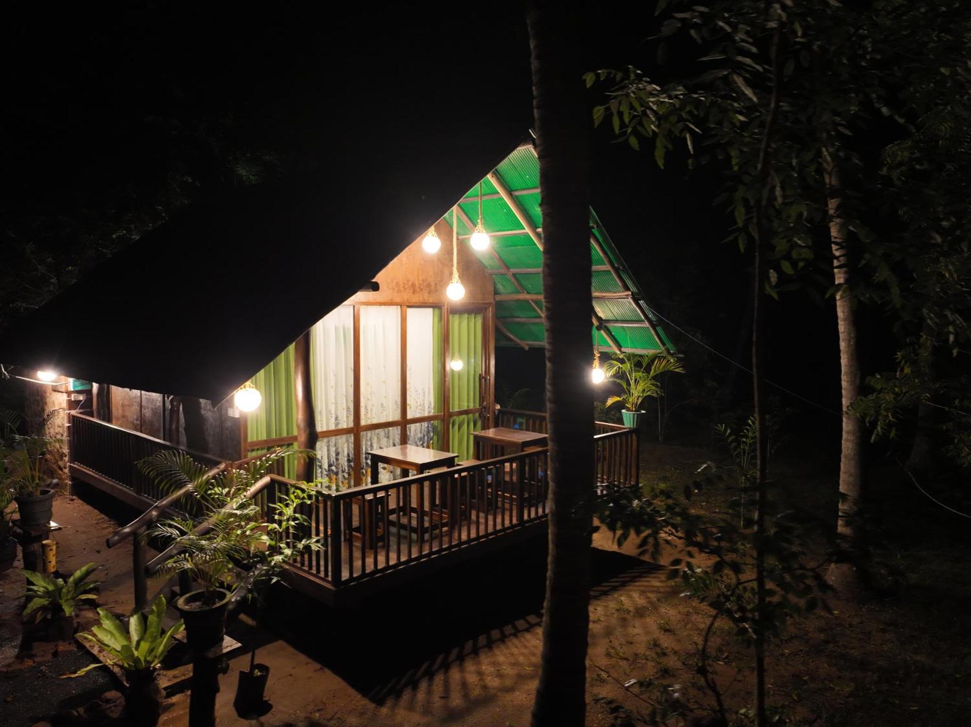 Nature World Udawalawe Luaran gambar