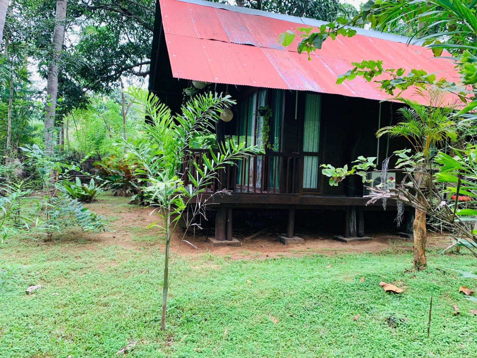 Nature World Udawalawe Bilik gambar